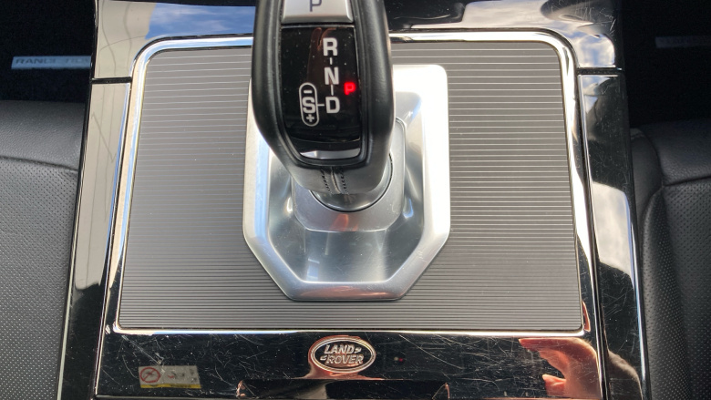 Land Rover Range Rover Evoque 2.0 D200 R-Dynamic SE 5dr Auto Diesel Hatchback